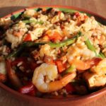 Paella met kip en garnalen