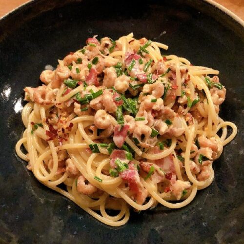 Spaghetti met Hollandse garnaaltjes en spek
